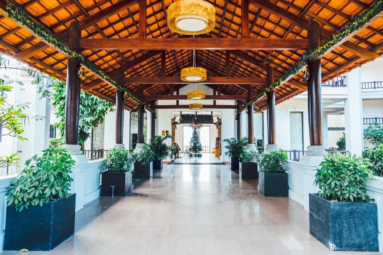 Lotus Muine Resort & Spa Phan Thiết Buitenkant foto